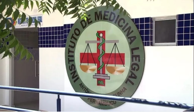 Casal é morto a tiros dentro de residência em Petrolina