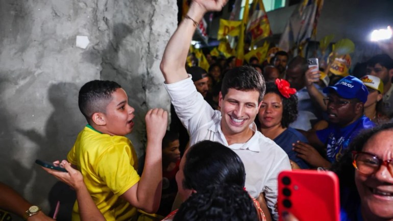 João Campos nega ligação com ex-servidor citado em denúncias e cobra investigação em Pernambuco