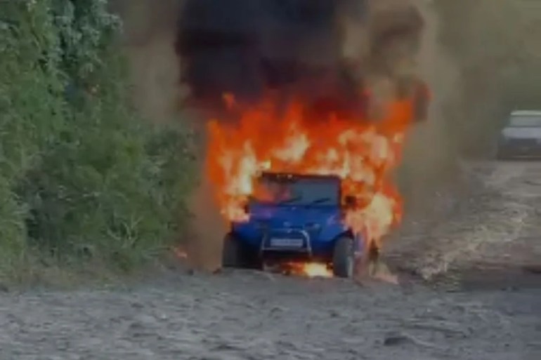 Buggy alugado por turistas pega fogo em Fernando de Noronha; ninguém ficou ferido