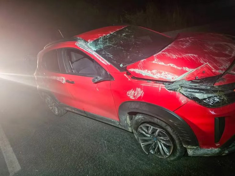 Motociclista morre atropelado após parar para ajudar motorista na BR-232, em Pombos