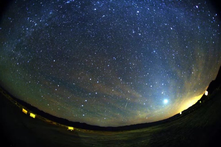 Chuva de meteoros formada por fragmentos do cometa Halley poderá ser vista no céu de Pernambuco