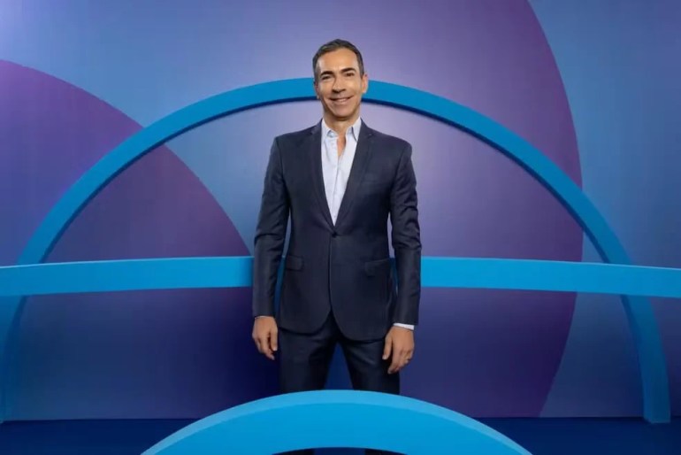 Lula e Flávio Bolsonaro se enfrentam nesta sexta-feira em debate decisivo na TV Globo